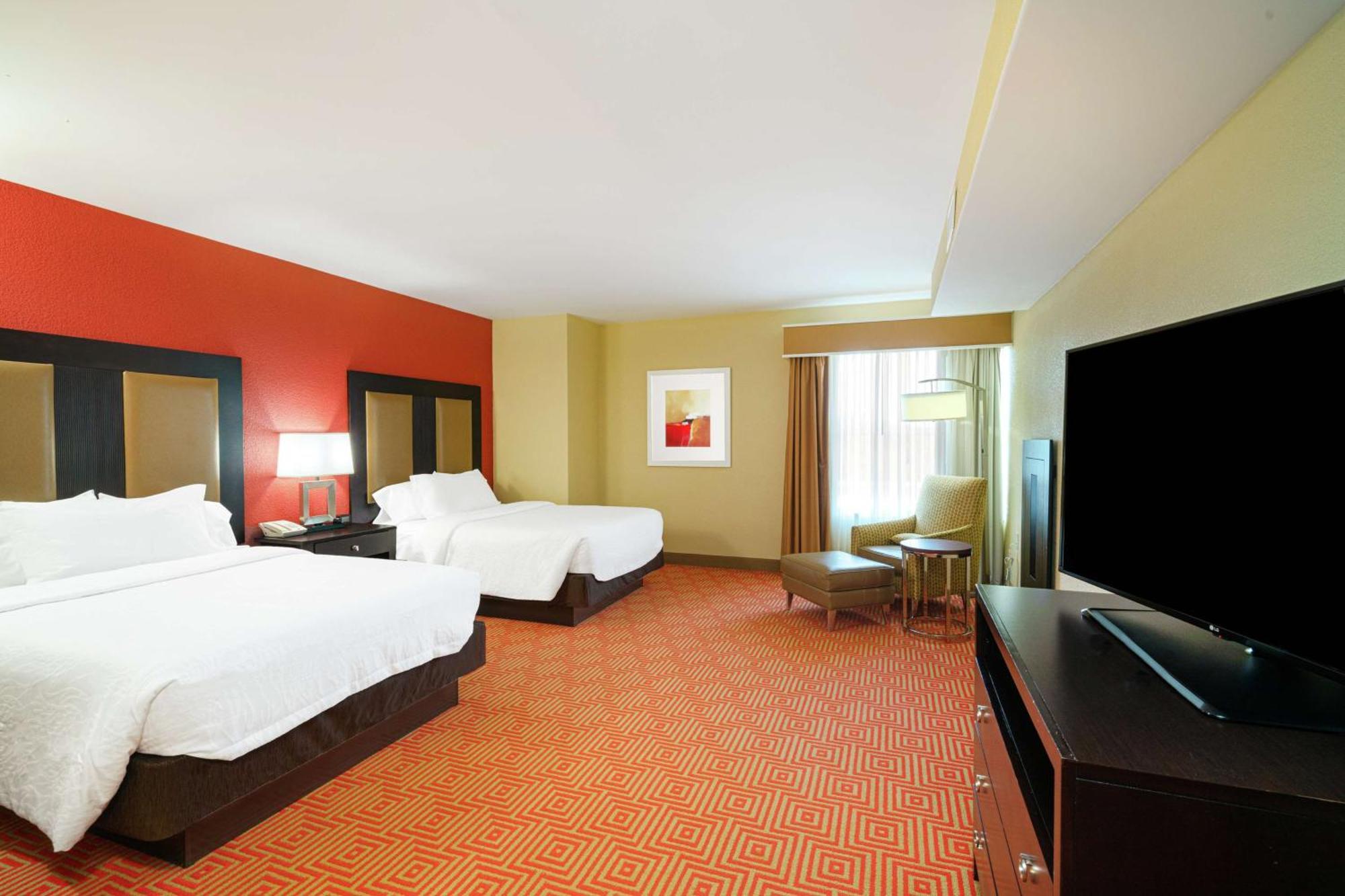 Hilton Garden Inn Долтон Экстерьер фото