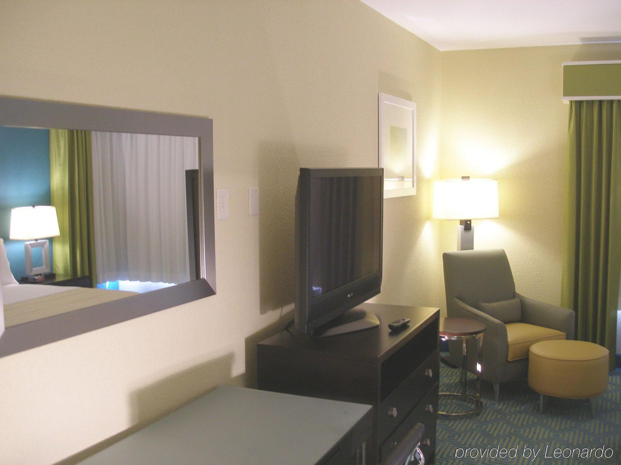 Hilton Garden Inn Долтон Номер фото