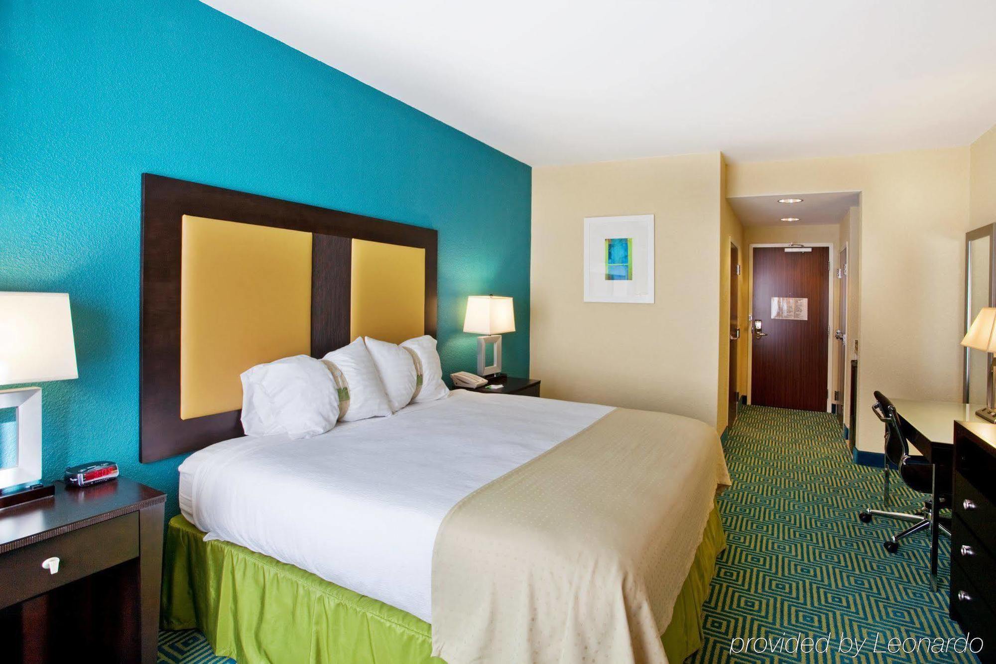 Hilton Garden Inn Долтон Номер фото