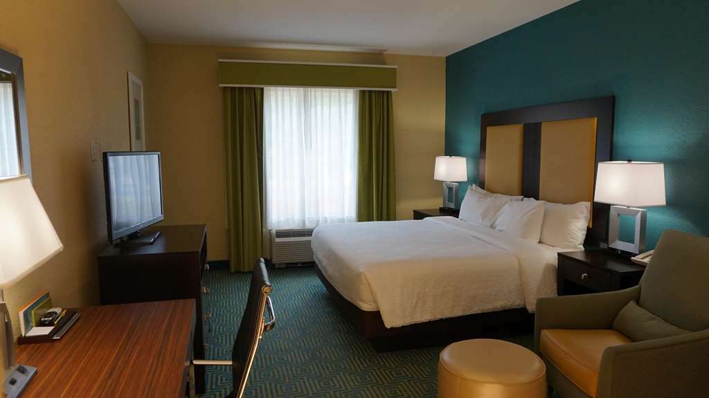 Hilton Garden Inn Долтон Номер фото